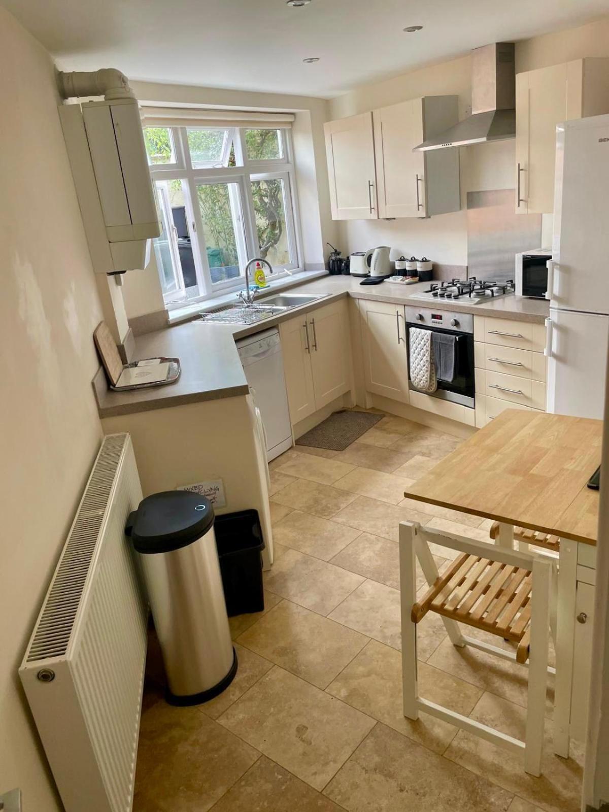 Town Centre Apartment Perfect Location With On-Street Parking Stratford-upon-Avon Bilik gambar